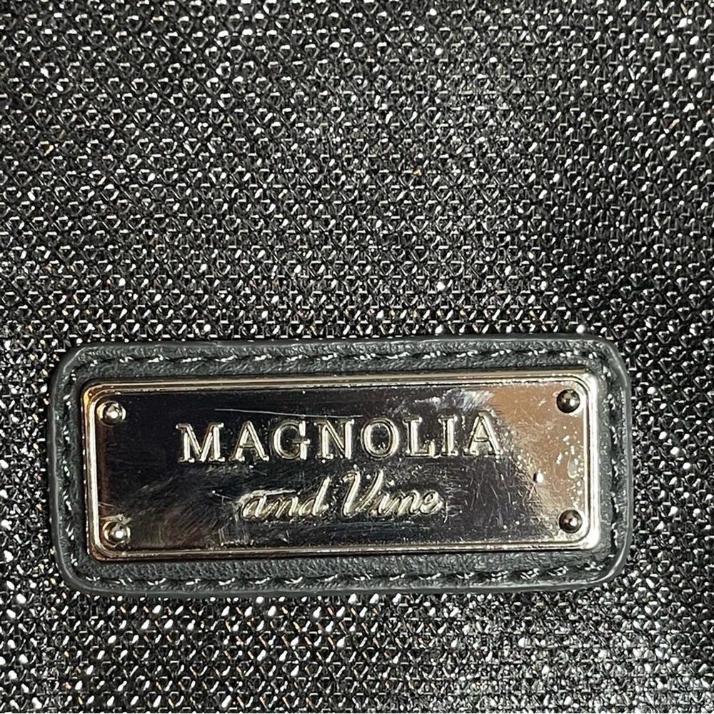 MAGNOLIA & VINE canvas and vegan leather tote - Picture 11 of 13